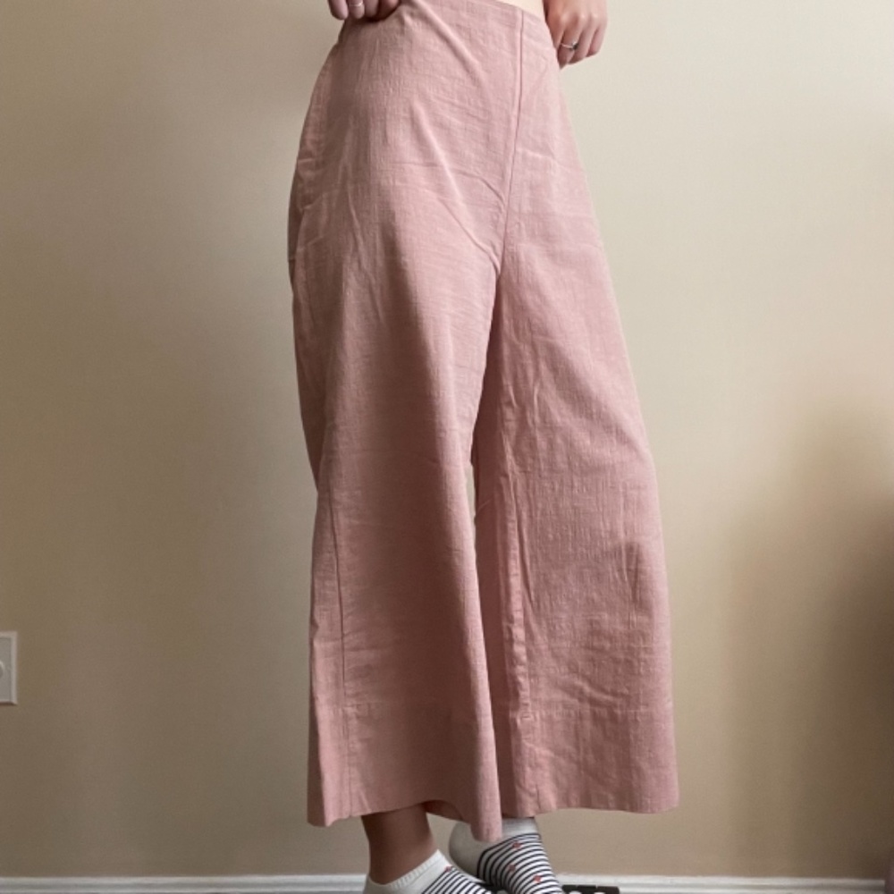 Pink Pants - Picture 3 of 4